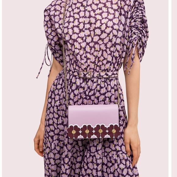 NWT Kate Spade Sylvia Graphic clover appliqué chain wallet - Picture 1 of 8